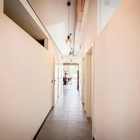Rivervista דירה
